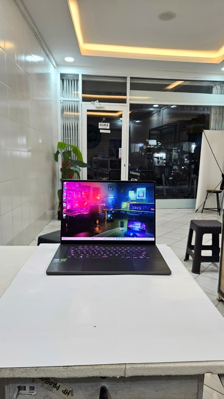 Asus ROG Zephyrus G16 GU605MU