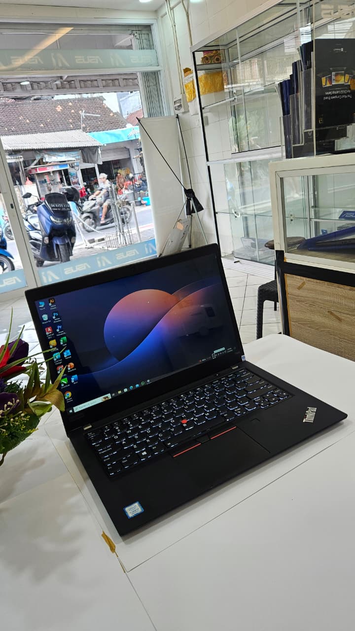 Lenovo Thinkpad T490 5