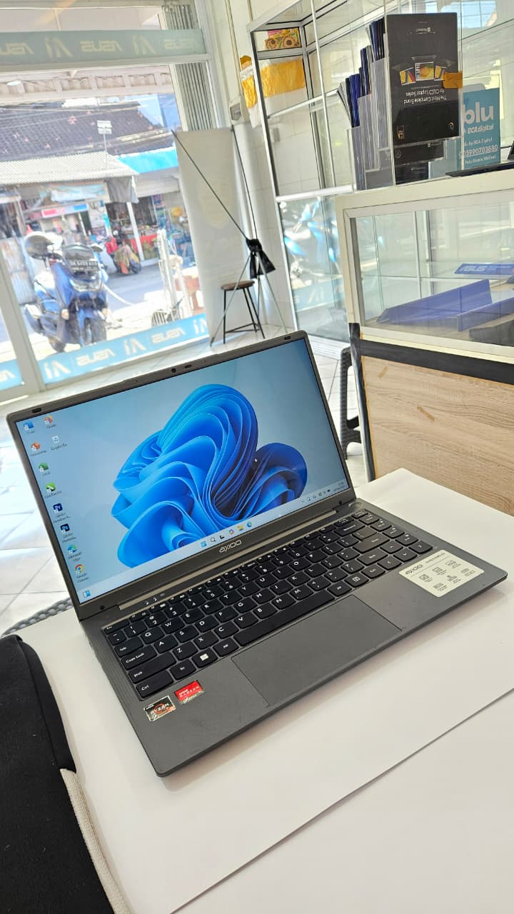 Axioo HYPE 5 AMD X3 3