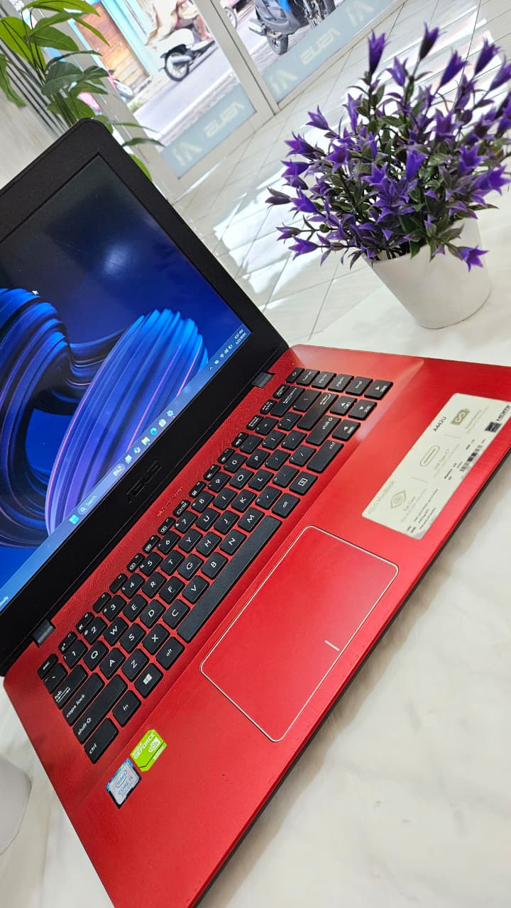 Asus Vivobook A442UR 7
