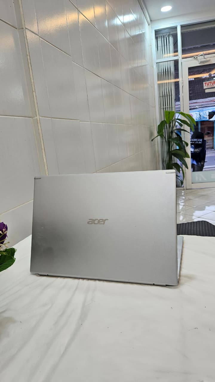 Acer Aspire 5 A514-54 8