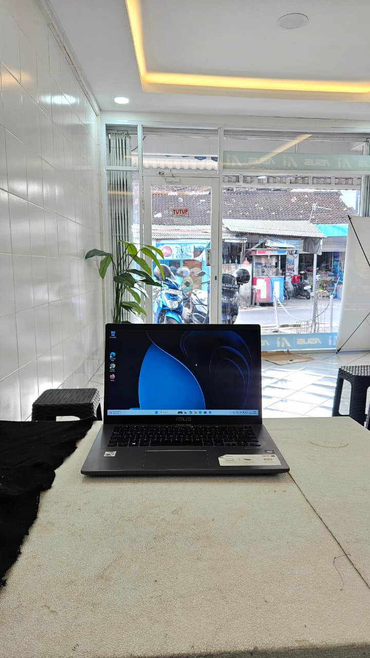 Asus VivoBook A409JA