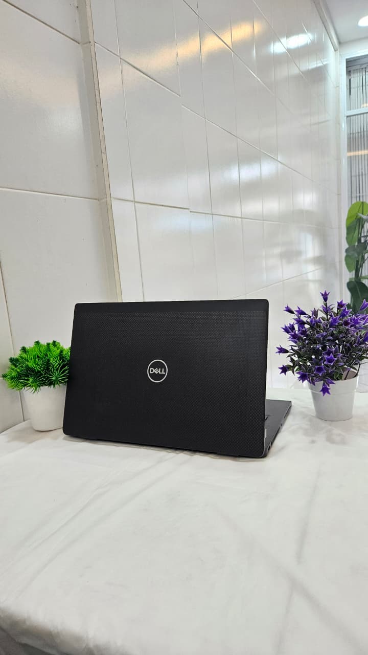 Dell Latitude 7320 7