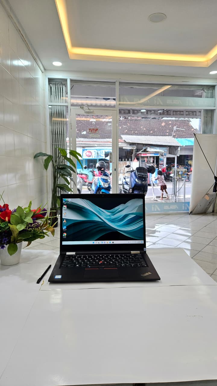 Lenovo Thinkpad X390 Yoga